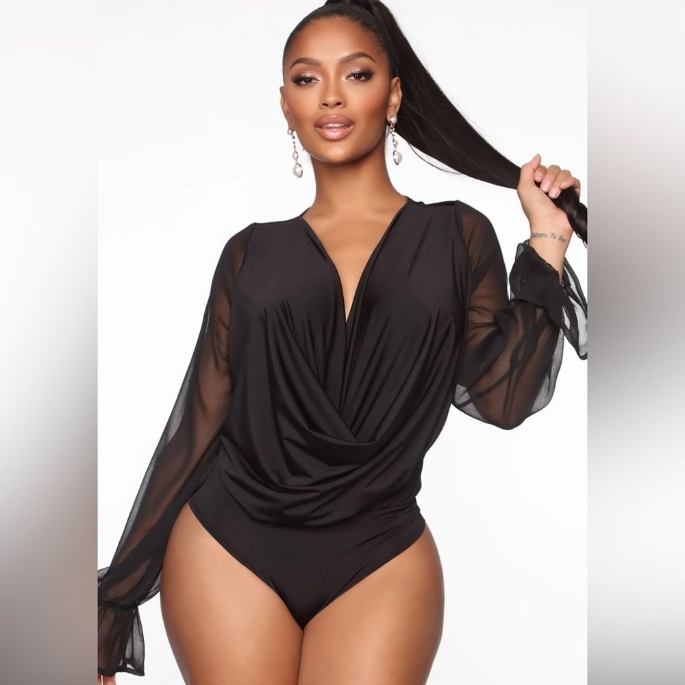 Blouse - Picture 2 of 3